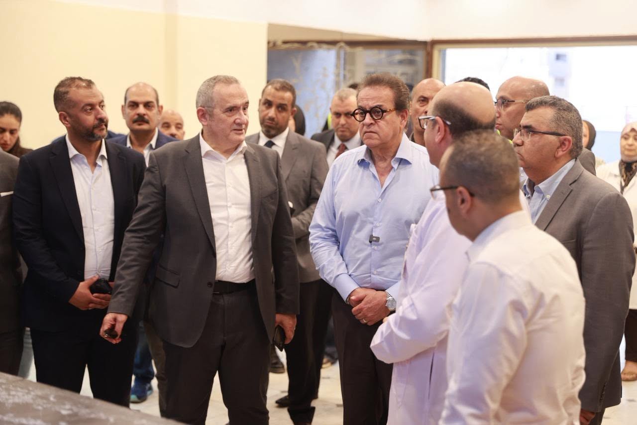 زيارة وزير الصحة مستشفى الجمهورية